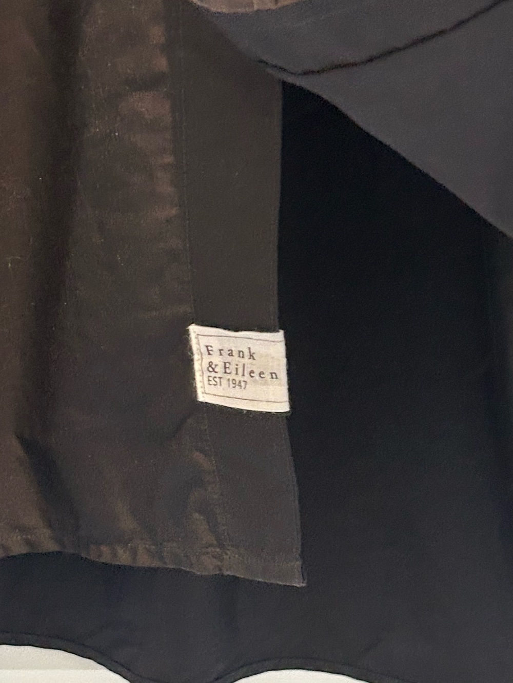 Frank & Eileen Oona Continuous Sleeve Black Superluxe - Picture 9 of 10